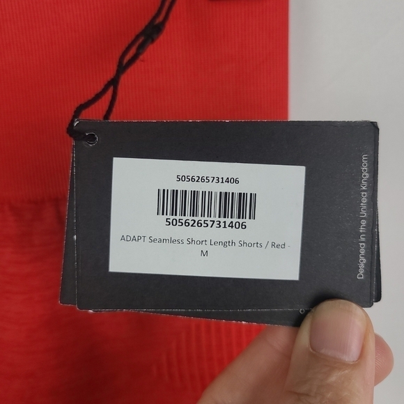 NEW Pursue Fitness Women's ADAPT Red Seamless Ribbed Shorts Sz M NWT - Picture 3 of 6